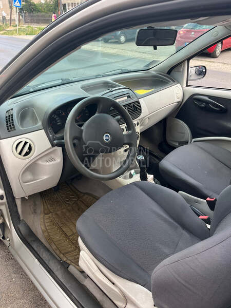 Fiat Punto 