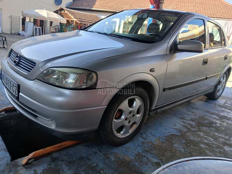 Opel Astra G 1.7