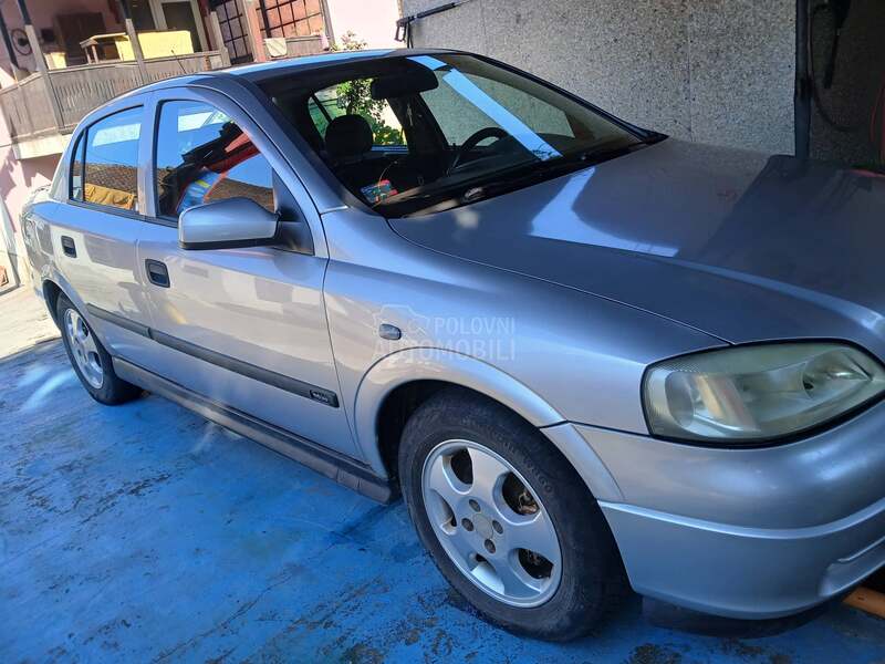 Opel Astra G 1.7