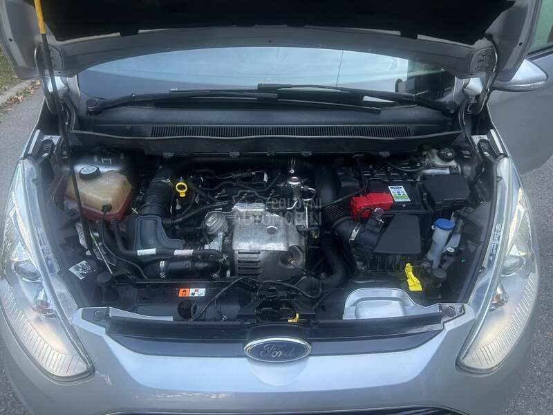 Ford B-Max 1.0 titanijum