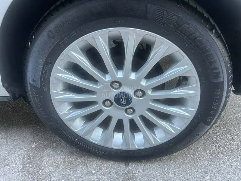 Ford B-Max 1.0 titanijum