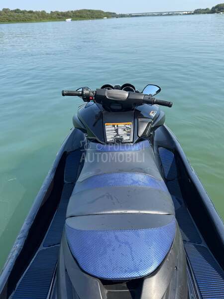 Yamaha FZR 1800 Riva