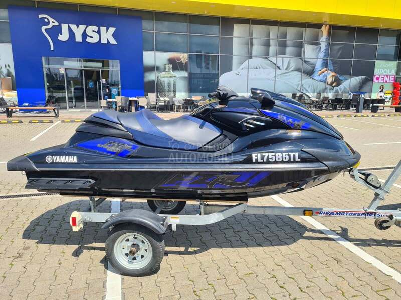 Yamaha FZR 1800 Riva