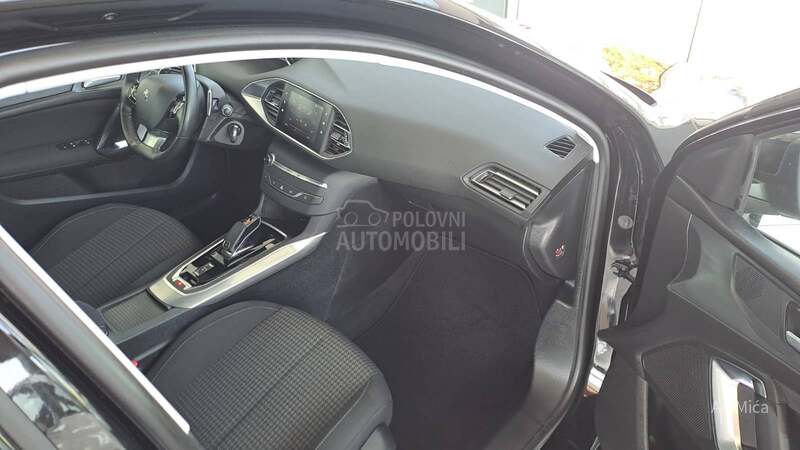 Peugeot 308 1.2  NAV ALU  68000