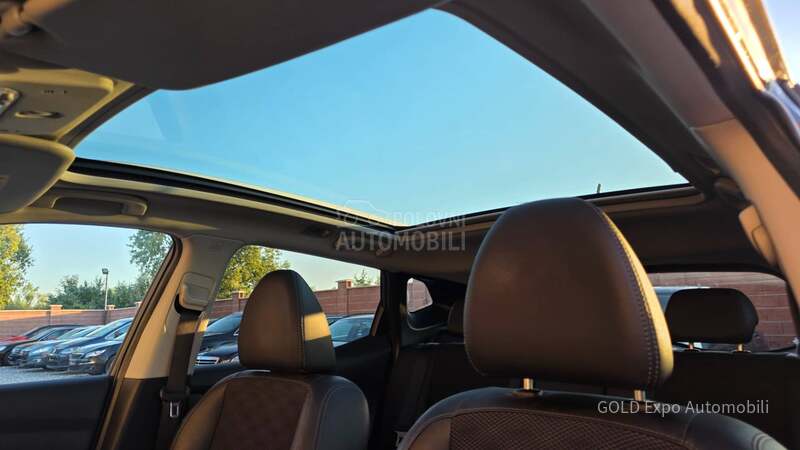 Nissan Qashqai 1.5DCi FUL TEKNA 360