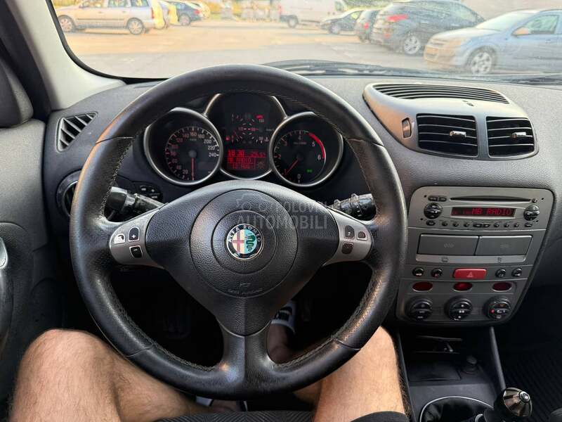 Alfa Romeo 147 1.9 JTD