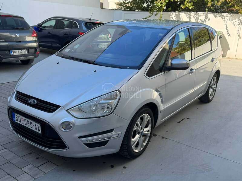 Ford S-Max 