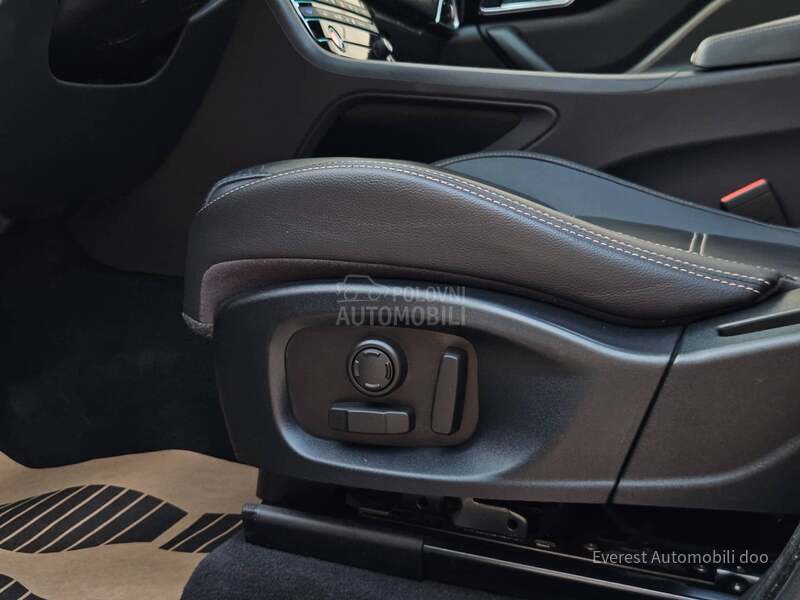 Jaguar F pace 2.0DAWD/VIRT/PANO/