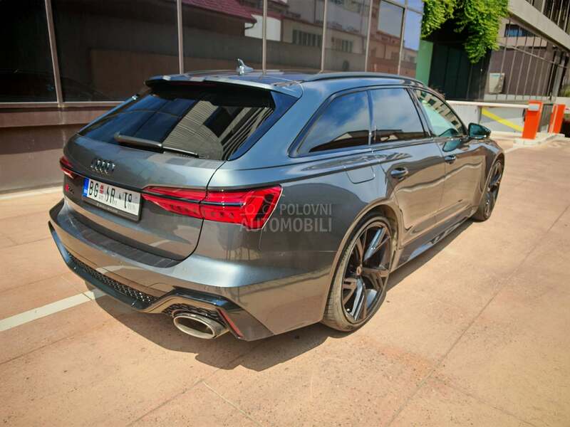 Audi RS6 