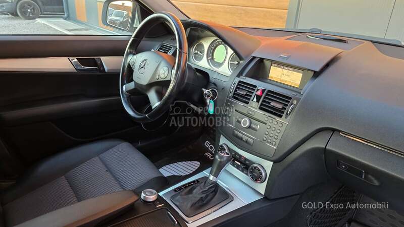Mercedes Benz C 220 2.1 AUT AVANTGARD