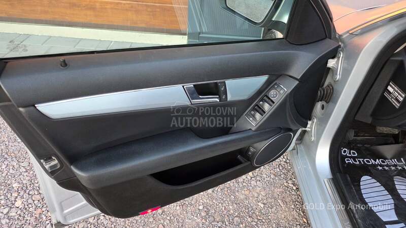 Mercedes Benz C 220 2.1 AUT AVANTGARD