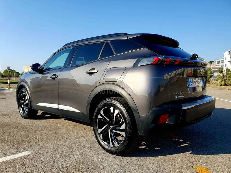 Peugeot 2008 Allure  Virtual 3d