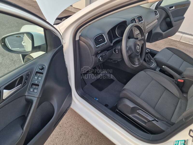 Volkswagen Golf 6 1.2 77 Trend ///