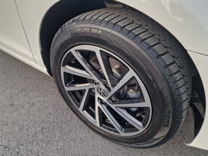 Volkswagen Golf 6 1.2 77 Trend ///