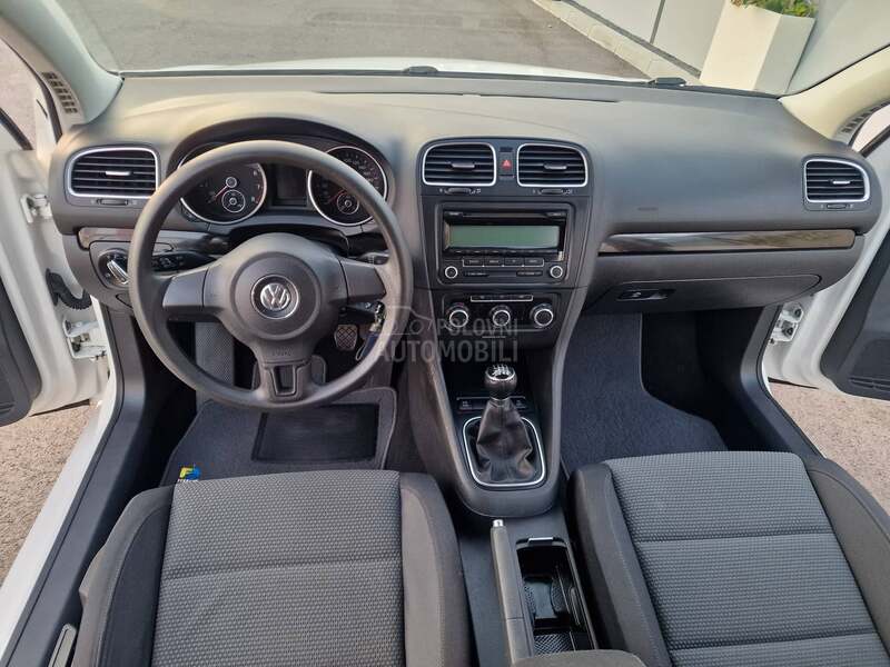 Volkswagen Golf 6 1.2 77 Trend ///