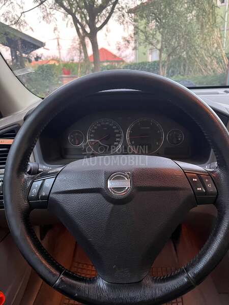 Volvo S60 2.4