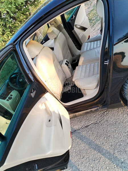 Volkswagen Passat B6 