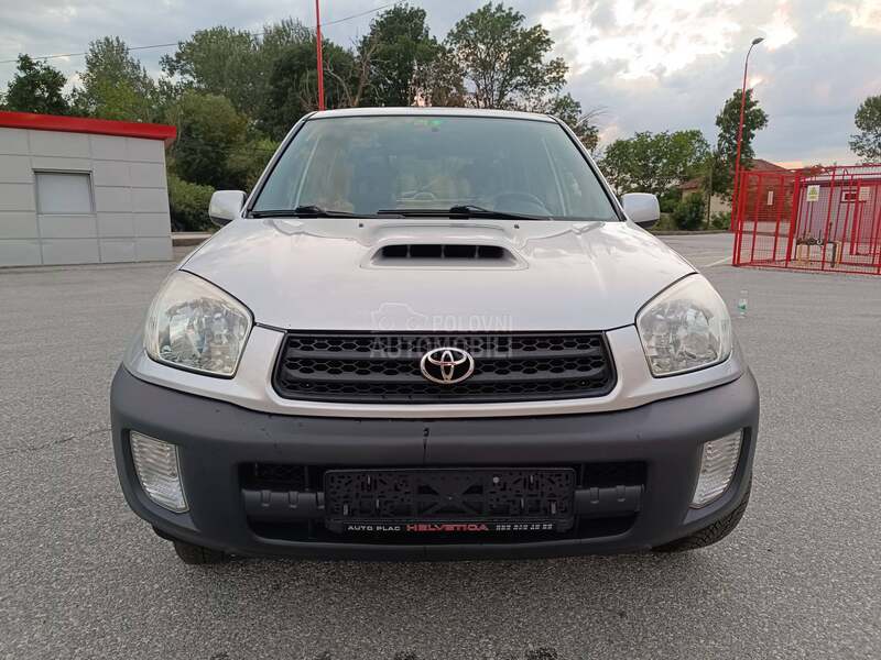 Toyota RAV 4 ŠVAJCARAC