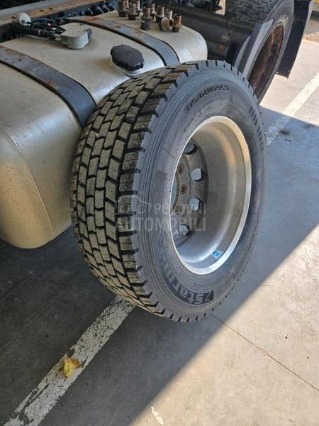 Gume i felne za kamion