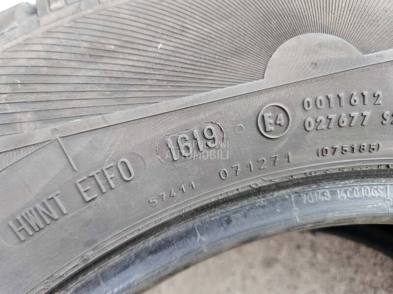 Continental 215/70 R15 Letnja