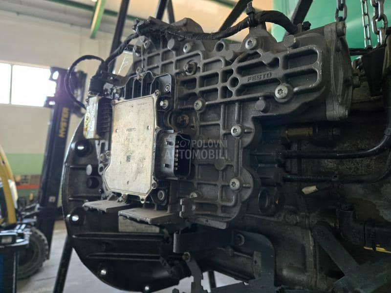 Komjuter menjaca FESTO