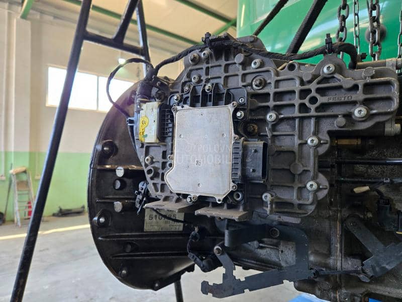 Komjuter menjaca FESTO