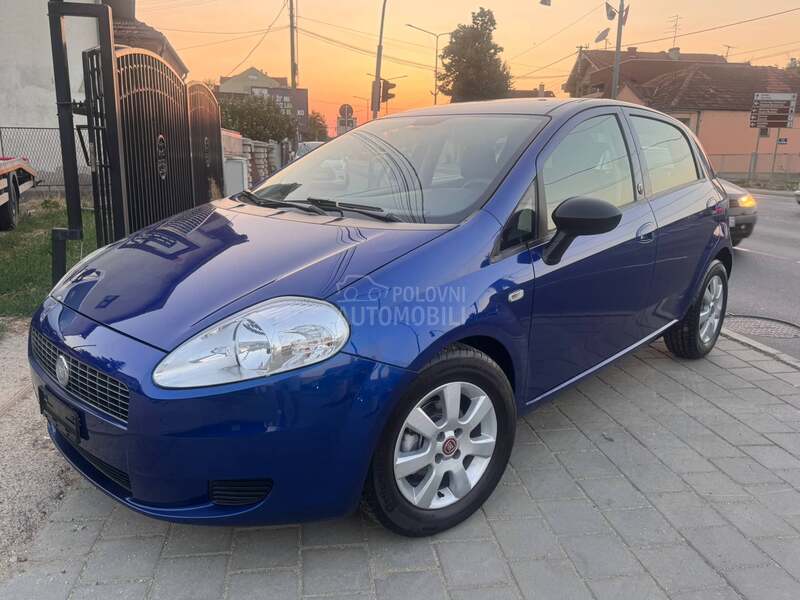 Fiat Grande Punto 1.4 BEN ŠVAJ NOV