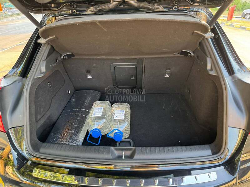 Mercedes Benz GLA 250 