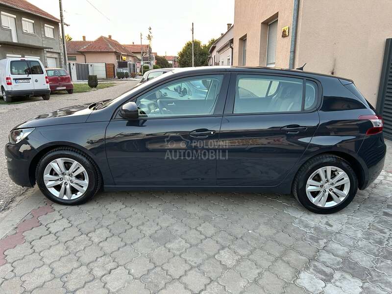 Peugeot 308 1.6 BLUEHDI /PANO //