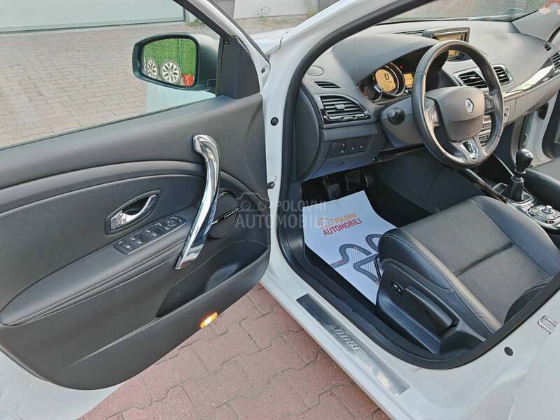 Renault Megane BOSE/PERLA/PANO