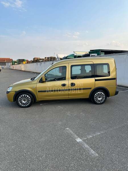 Opel Combo CH