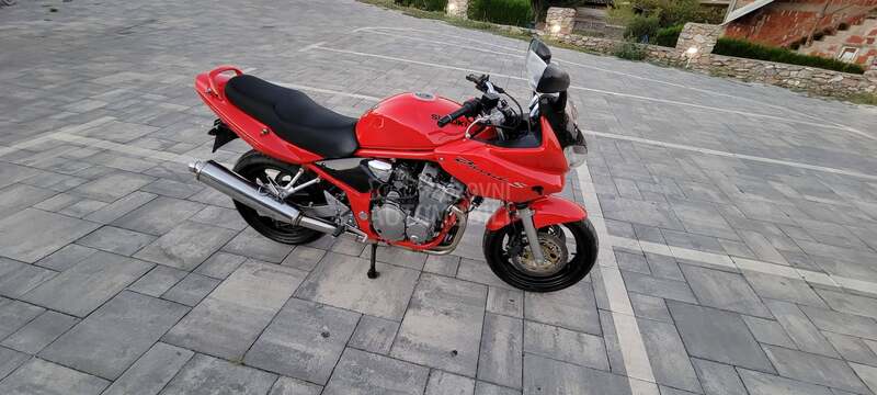 Suzuki bandit 600