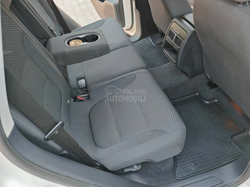 Volkswagen Touareg 3.0 TDI / 4 MOTION