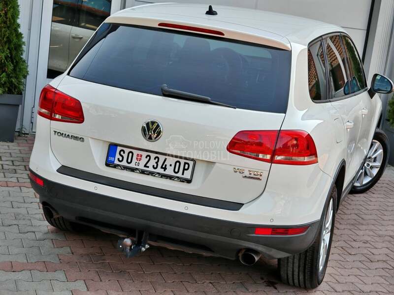 Volkswagen Touareg 3.0 TDI / 4 MOTION
