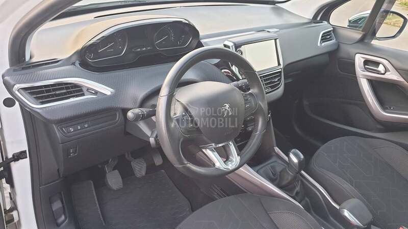 Peugeot 2008 1.6 BLUE HDI STYLE