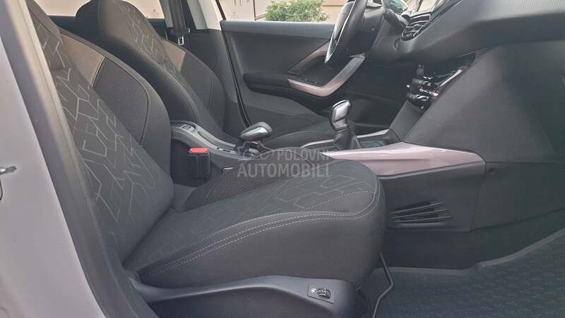 Peugeot 2008 1.6 BLUE HDI STYLE