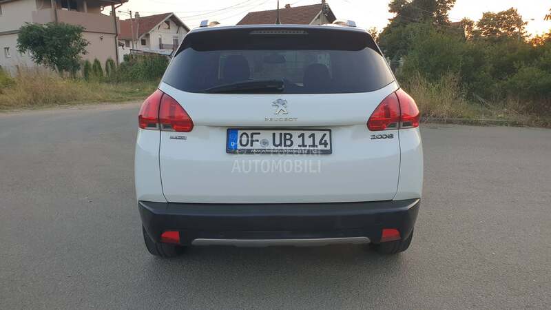 Peugeot 2008 1.6 BLUE HDI STYLE