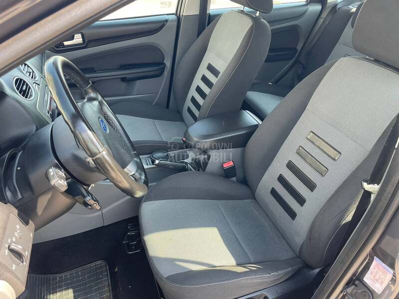 Ford Focus 1.6 NOV