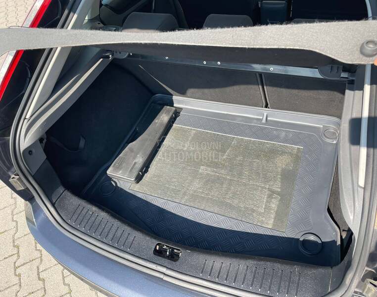 Ford Focus 1.6 NOV