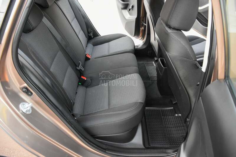 Hyundai i30 1.4 16V DOHC