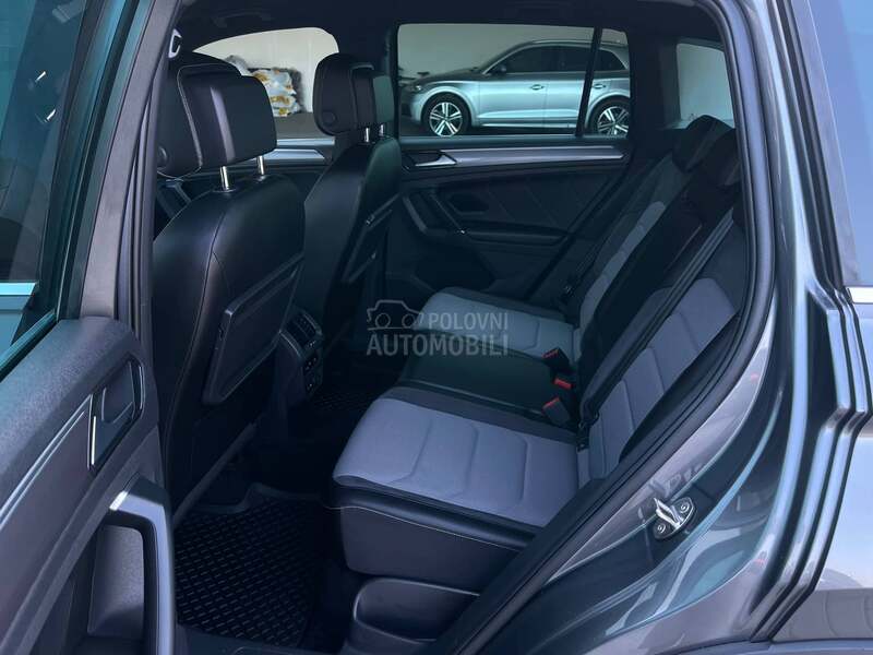 Volkswagen Tiguan R-LINE 4x4 DSG CH