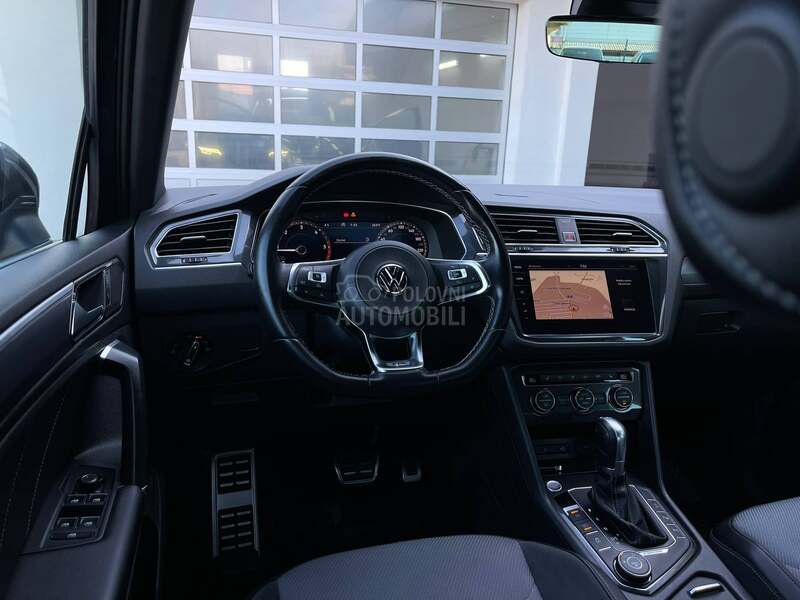 Volkswagen Tiguan R-LINE 4x4 DSG CH