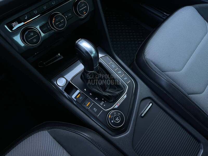Volkswagen Tiguan R-LINE 4x4 DSG CH