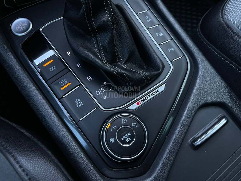 Volkswagen Tiguan R-LINE 4x4 DSG CH