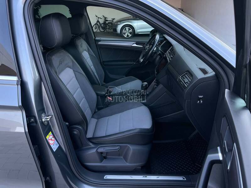 Volkswagen Tiguan R-LINE 4x4 DSG CH