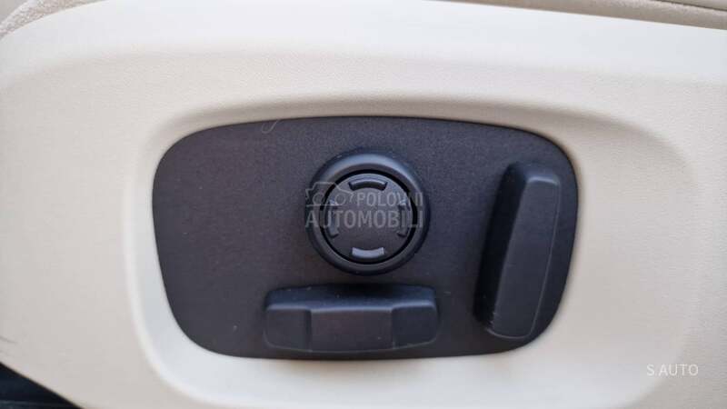 Land Rover Range Rover Evoque DYNAMIC LUX/SWlSS