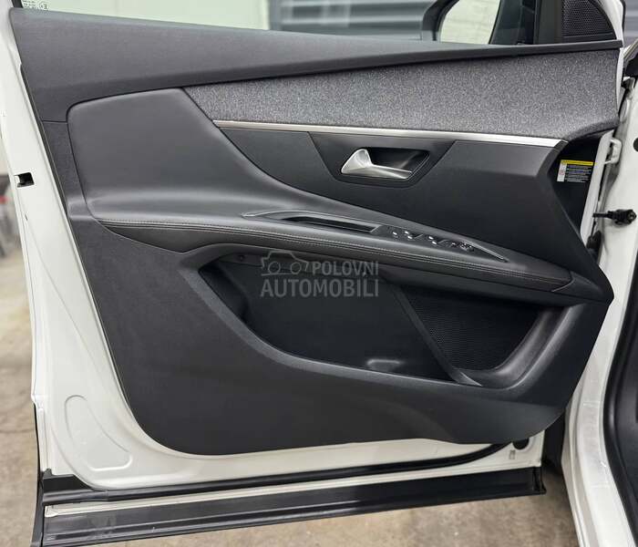 Peugeot 3008 1.2T ALLURE CH