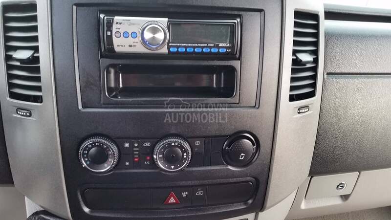 Mercedes Benz Sprinter 416 FURGON/4m/B KAT/KLIMA