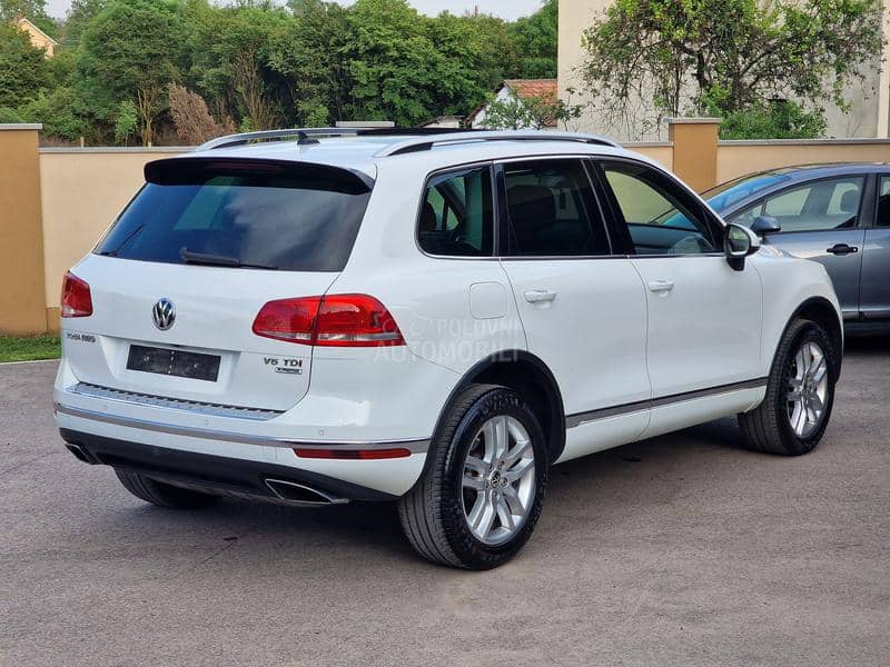 Volkswagen Touareg 3.0TDI DSG AIRMATIC