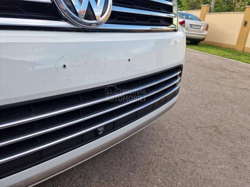 Volkswagen Touareg 3.0TDI DSG AIRMATIC